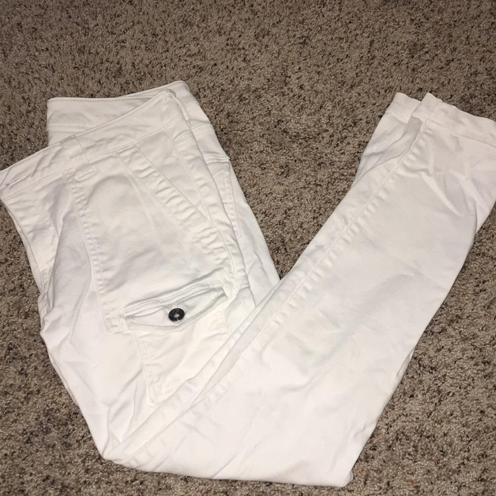 Gap white skinny jeans